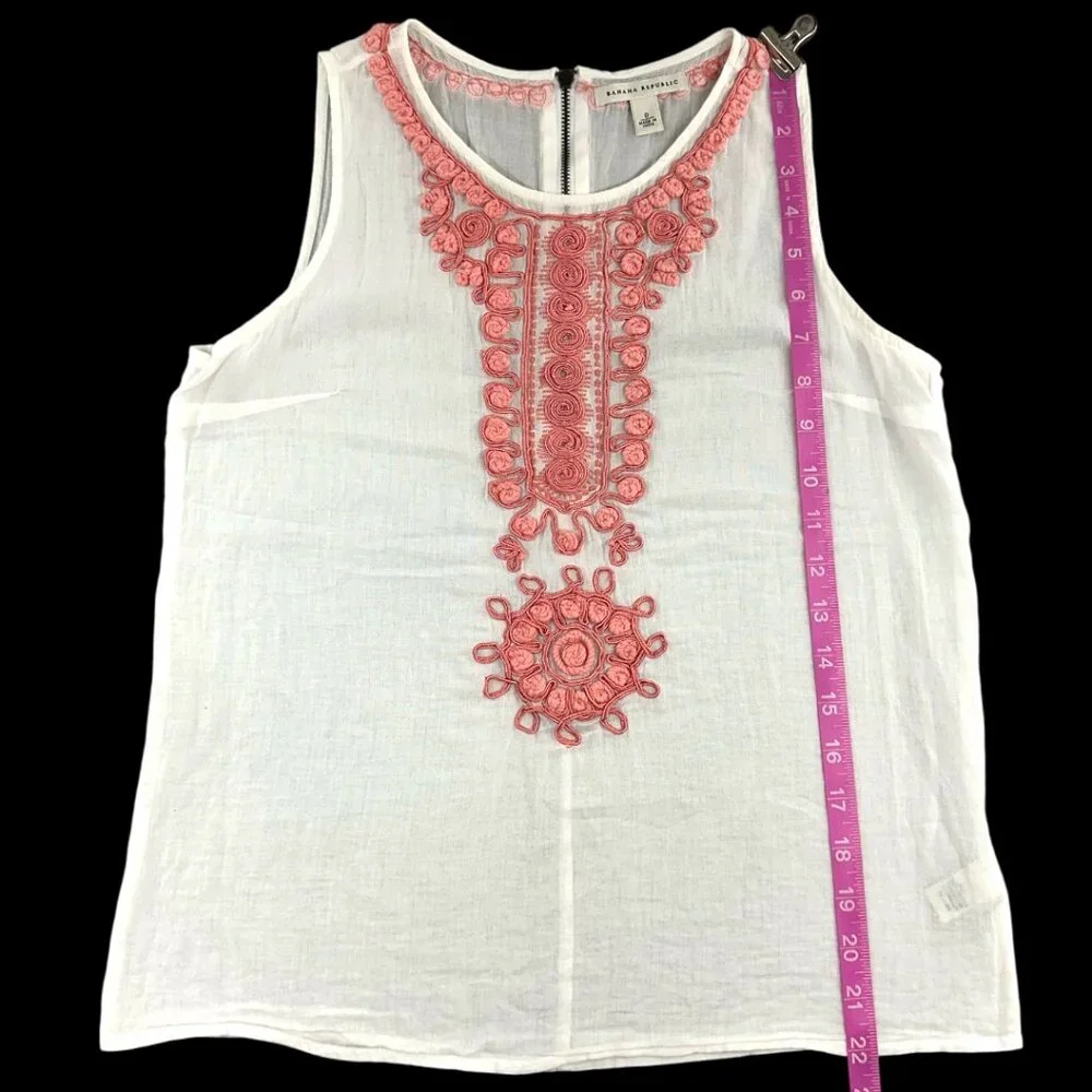 Banana Republic Sleeveless Tank Top‎